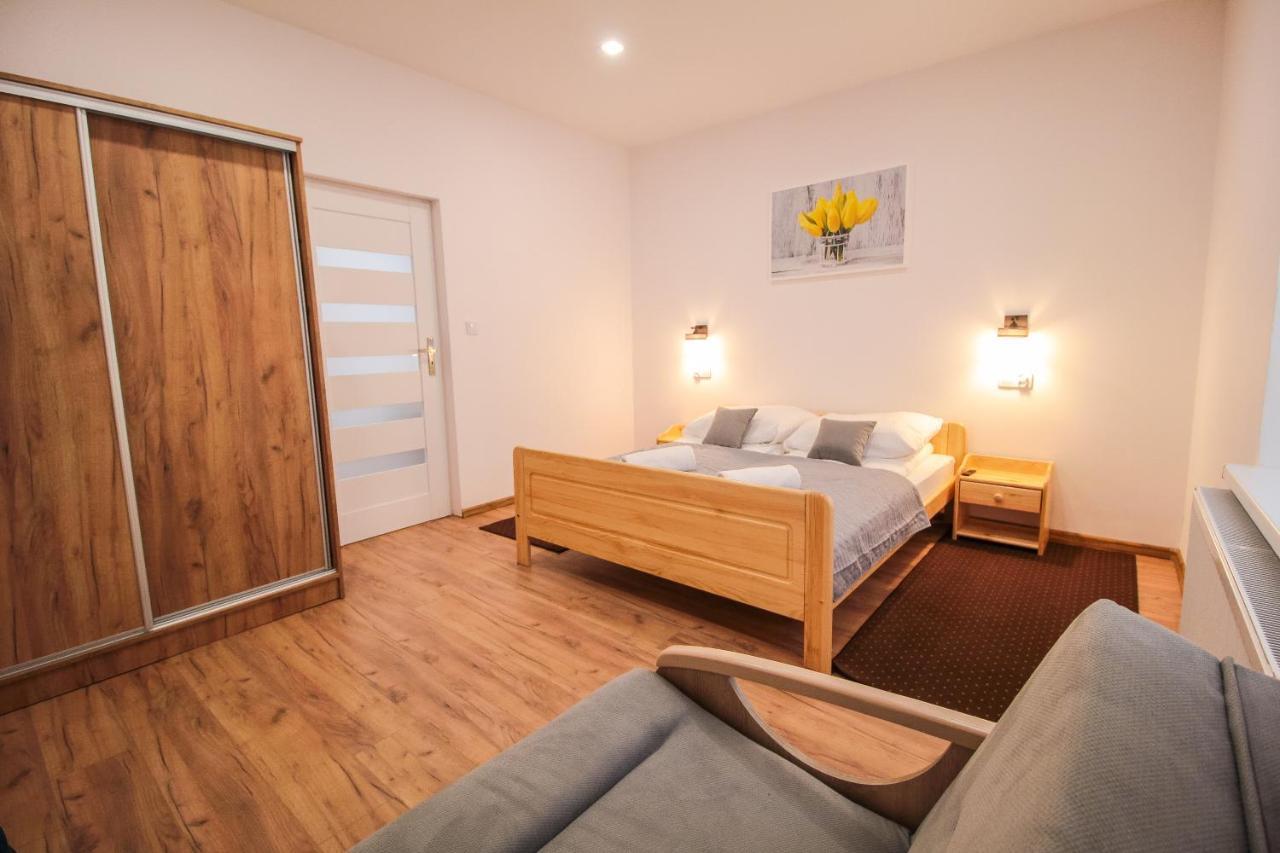 Apartament City Center Standard 3 Krynica Zdroj Bagian luar foto